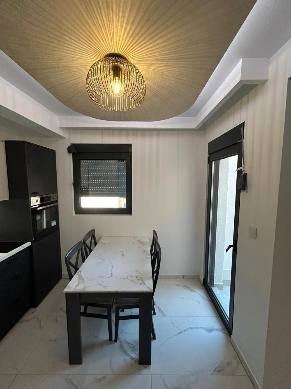 Merlin Prestige Apartments Будва Экстерьер фото