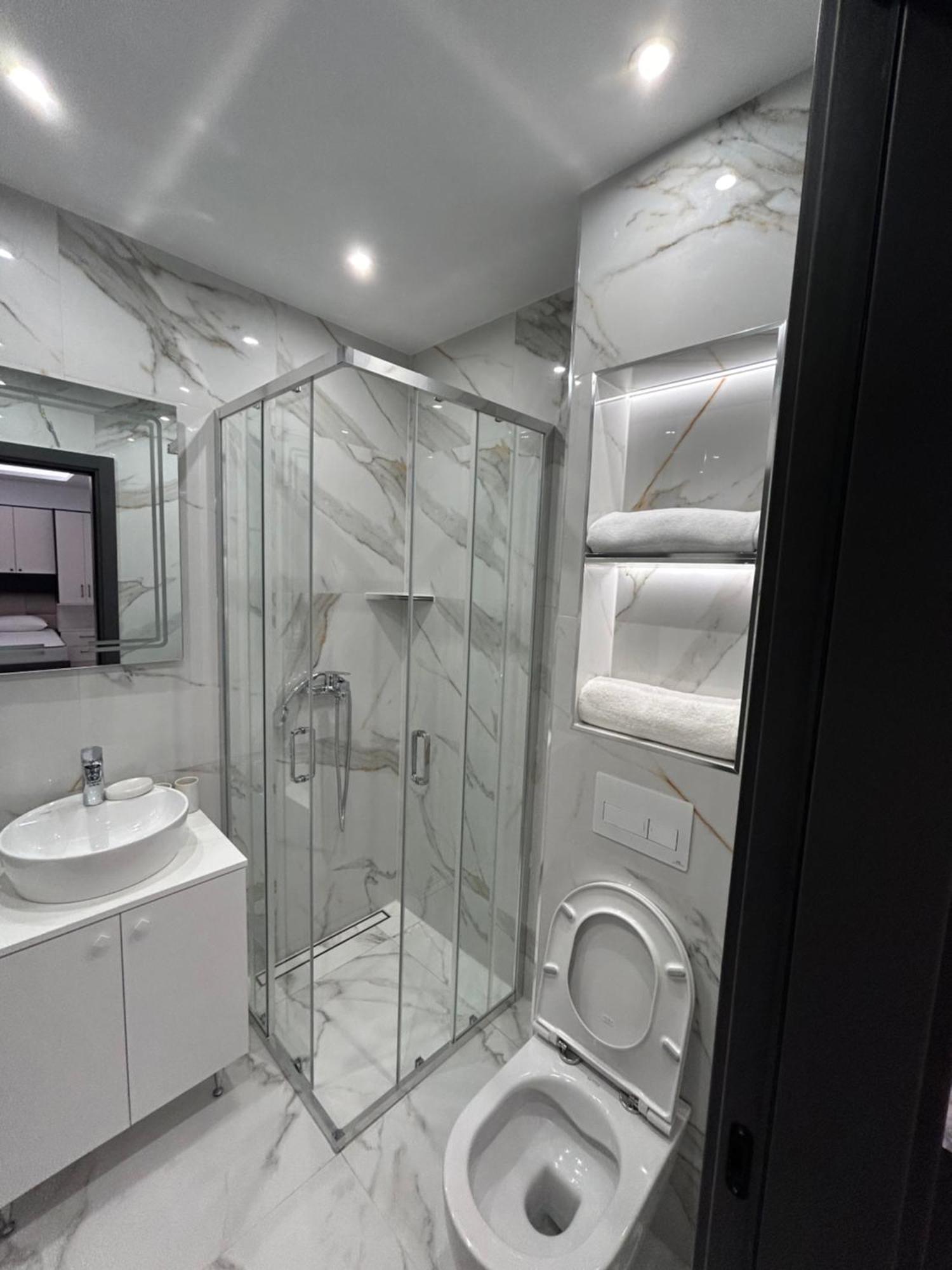 Merlin Prestige Apartments Будва Экстерьер фото